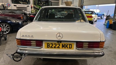 Lot 76 - 1985 MERCEDES 280 E