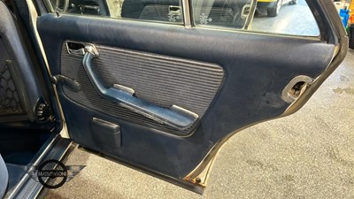 Lot 76 - 1985 MERCEDES 280 E