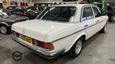 Lot 76 - 1985 MERCEDES 280 E