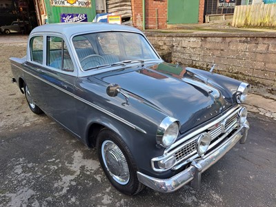 Lot 113 - 1960 HILLMAN MINX DE-LUXE