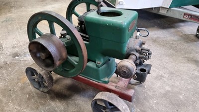 Lot 205 - STATIONARY ENGINE