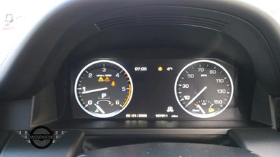 Lot 17 - 2010 LAND ROVER RANGE ROVER VOGUE TDV8 A