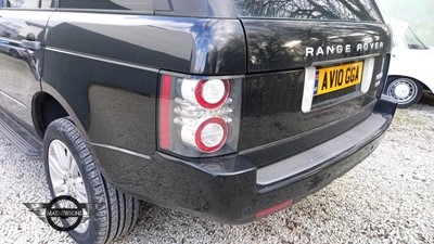 Lot 17 - 2010 LAND ROVER RANGE ROVER VOGUE TDV8 A