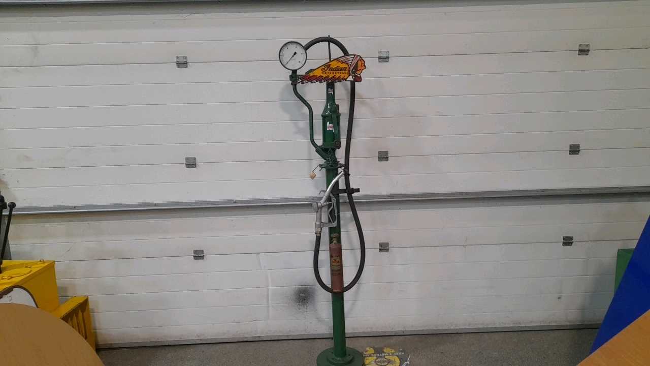 Lot 158 - INDIAN MOTORCYCLES REPRODUCTION PETROL PUMP