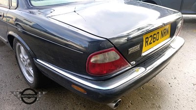 Lot 69 - 1998 JAGUAR XJR V8 AUTO