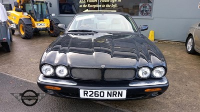 Lot 69 - 1998 JAGUAR XJR V8 AUTO