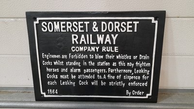 Lot 257 - CAST RAILWAY SIGN 16" X 11"