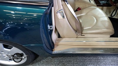 Lot 47 - 1996 MERCEDES SL 320 AUTO