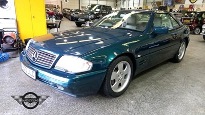 Lot 47 - 1996 MERCEDES SL 320 AUTO