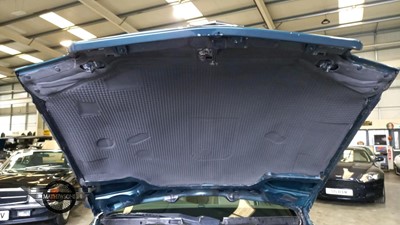 Lot 47 - 1996 MERCEDES SL 320 AUTO