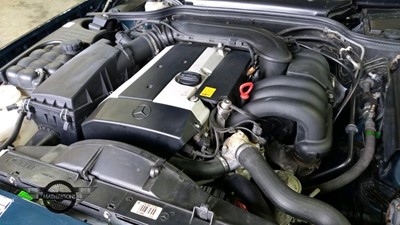 Lot 47 - 1996 MERCEDES SL 320 AUTO