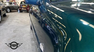 Lot 47 - 1996 MERCEDES SL 320 AUTO