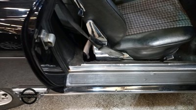 Lot 65 - 1988 MERCEDES 420 SL AUTO