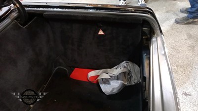 Lot 65 - 1988 MERCEDES 420 SL AUTO
