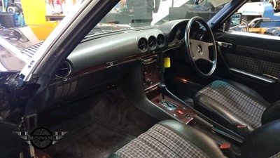Lot 65 - 1988 MERCEDES 420 SL AUTO