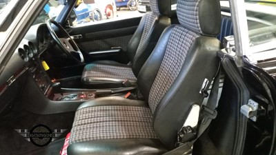 Lot 65 - 1988 MERCEDES 420 SL AUTO