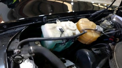 Lot 65 - 1988 MERCEDES 420 SL AUTO