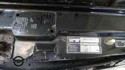 Lot 65 - 1988 MERCEDES 420 SL AUTO