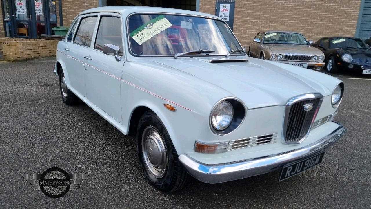 Lot 88 - 1974 WOLSELEY SIX