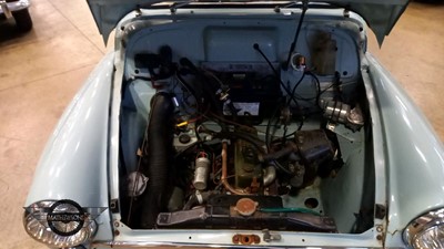 Lot 117 - 1972 MORRIS 1000 VAN