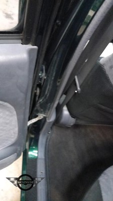 Lot 211 - 2003 TOYOTA HI LUX