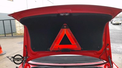 Lot 11 - 1994 AUDI CABRIOLET