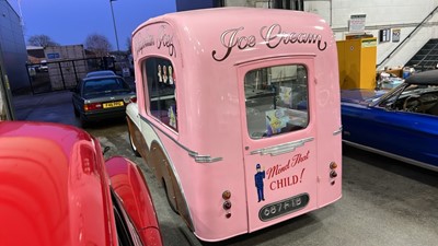 Lot 3 - 1958 AUSTIN ICE CREAM VAN
