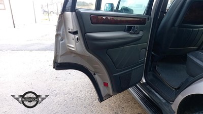 Lot 31 - 2002 LAND ROVER RANGE ROVER DHSE AUTO