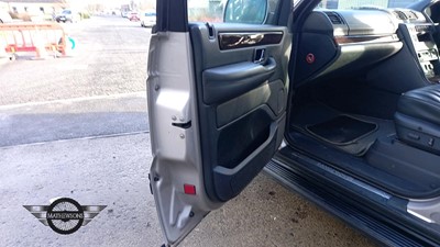 Lot 31 - 2002 LAND ROVER RANGE ROVER DHSE AUTO