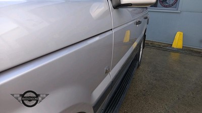 Lot 31 - 2002 LAND ROVER RANGE ROVER DHSE AUTO