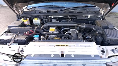 Lot 31 - 2002 LAND ROVER RANGE ROVER DHSE AUTO