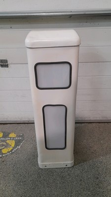 Lot 851 - KEEP LEFT TRAFFIC BOLLARD ( ILLUMINATED )