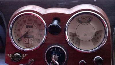 Lot 24 - 1948 TRIUMPH 2000 ROADSTER