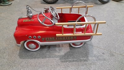 Lot 142 - CHILDS FIRE ENGINE PEDAL CAR