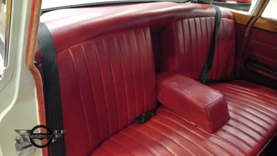 Lot 179 - 1964 TRIUMPH 2000