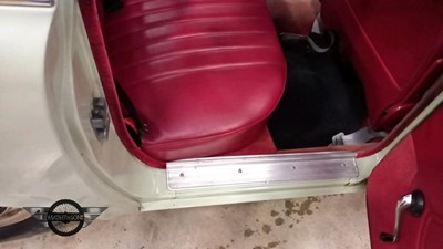Lot 179 - 1964 TRIUMPH 2000