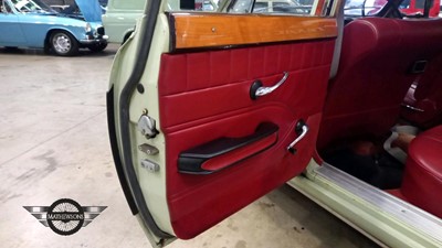 Lot 179 - 1964 TRIUMPH 2000
