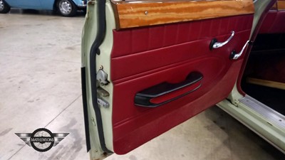 Lot 179 - 1964 TRIUMPH 2000