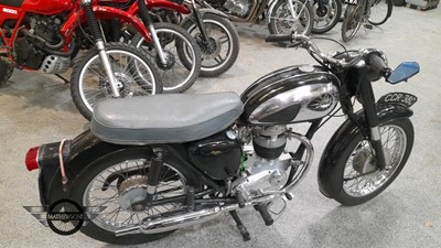 Lot 76 - 1965 BSA B40