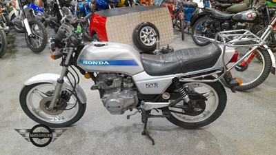 Lot 144 - 1982 HONDA 250 SUPERDREAM