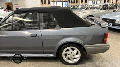 Lot 69 - 1988 FORD ESCORT XR3I