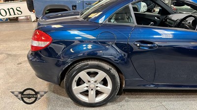 Lot 240 - 2007 MERCEDES SLK280 AUTO