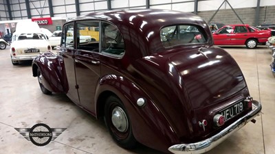Lot 101 - 1951 DAIMLER CONSORT DB18