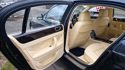 Lot 40 - 2012 BENTLEY CONTINENTAL FLYING SPUR A