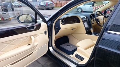 Lot 40 - 2012 BENTLEY CONTINENTAL FLYING SPUR A