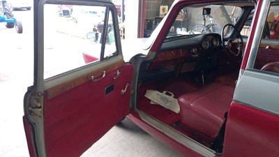 Lot 136 - 1971 WOLSELEY 16/60