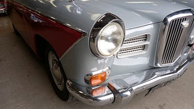 Lot 136 - 1971 WOLSELEY 16/60