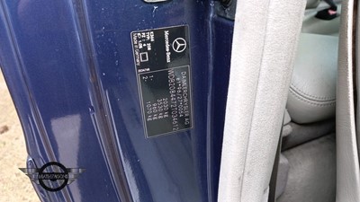 Lot 171 - 1999 MERCEDES CLK 230 ELEGANCE KOMP AUT