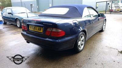 Lot 171 - 1999 MERCEDES CLK 230 ELEGANCE KOMP AUT