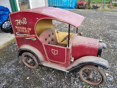 Lot 10 - COACH BUILT WOODEN AUSTIN 7 RIDE ON CAR 4 FOOT WIDE